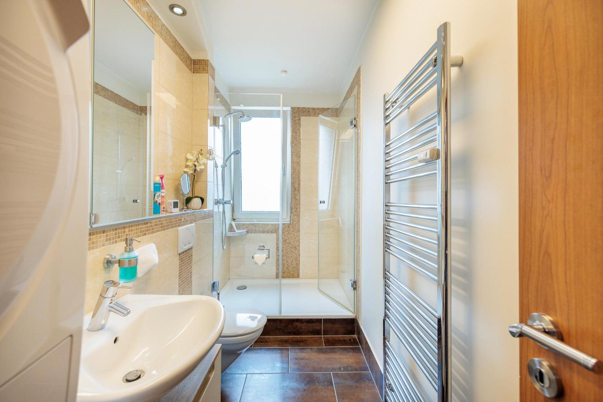 86Qm - 3 Rooms - Central - Rhm Apartments Hanovre Extérieur photo